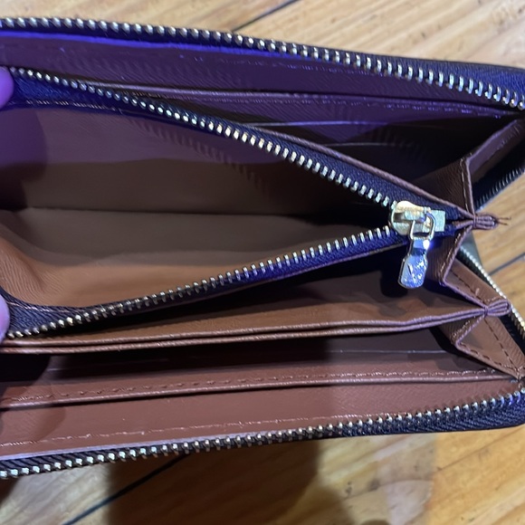 LV wallet dupe - Picture 6 of 6